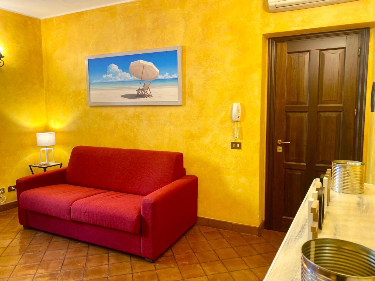 Caterina'S Charme Apartment تاورمينا المظهر الخارجي الصورة